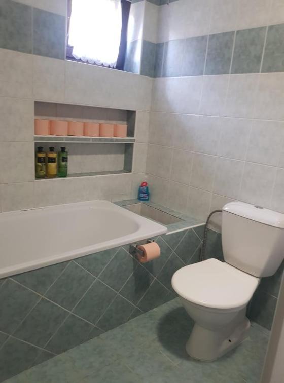 Apartman Beseda Apartment Velke Porici Exterior foto