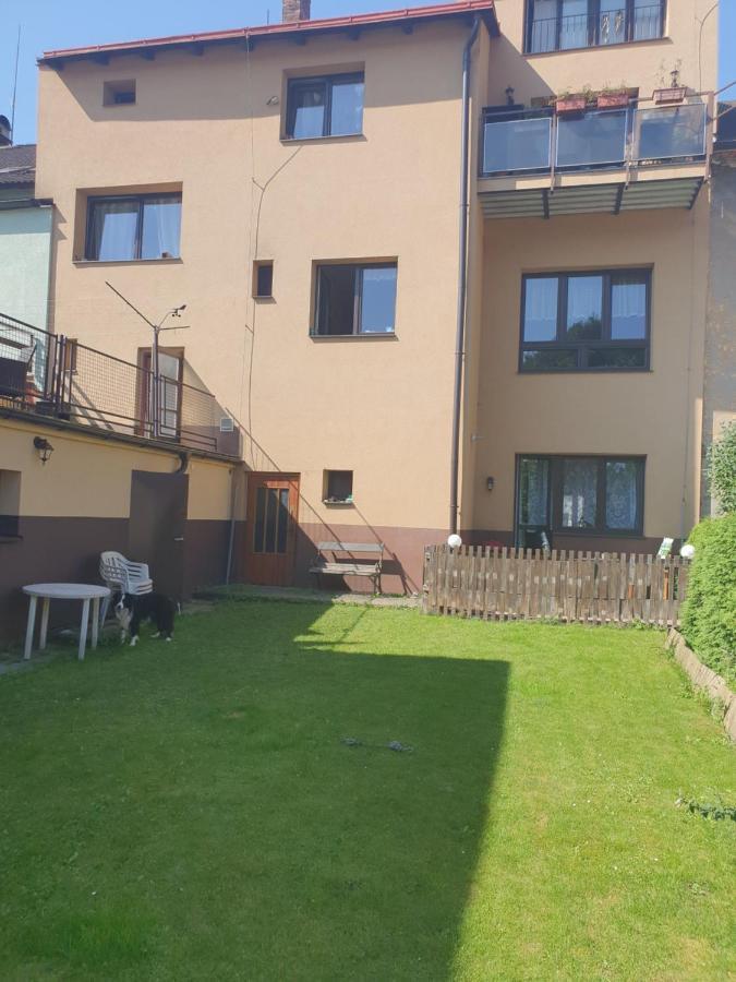 Apartman Beseda Apartment Velke Porici Exterior foto