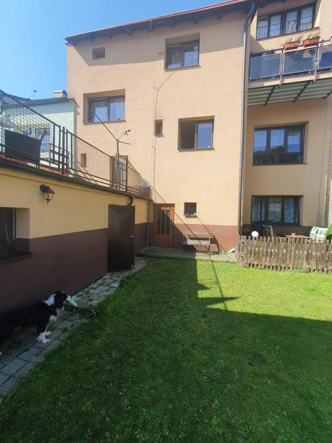 Apartman Beseda Apartment Velke Porici Exterior foto